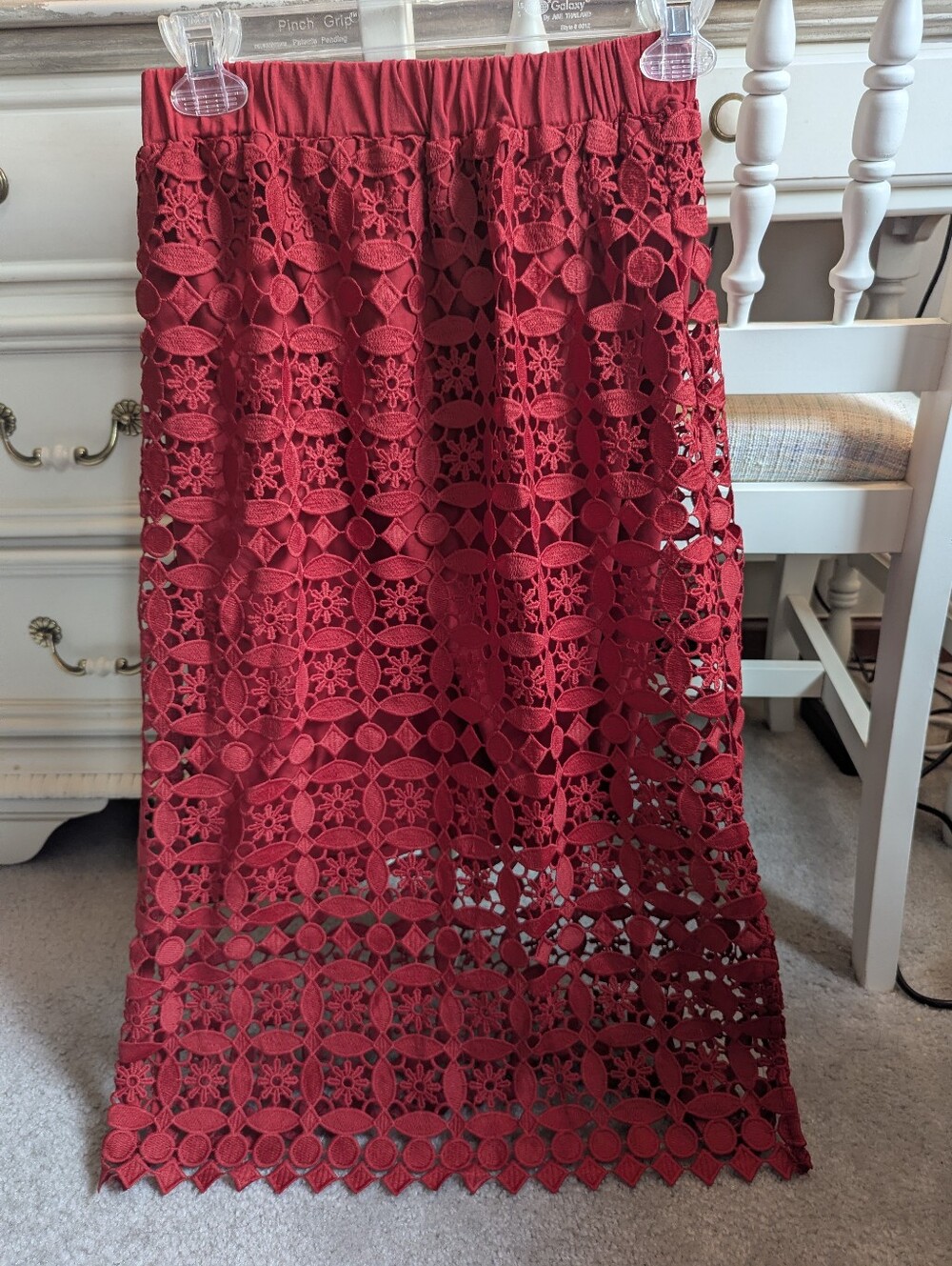 Lili's Closet Red Lace Skirt (XS)